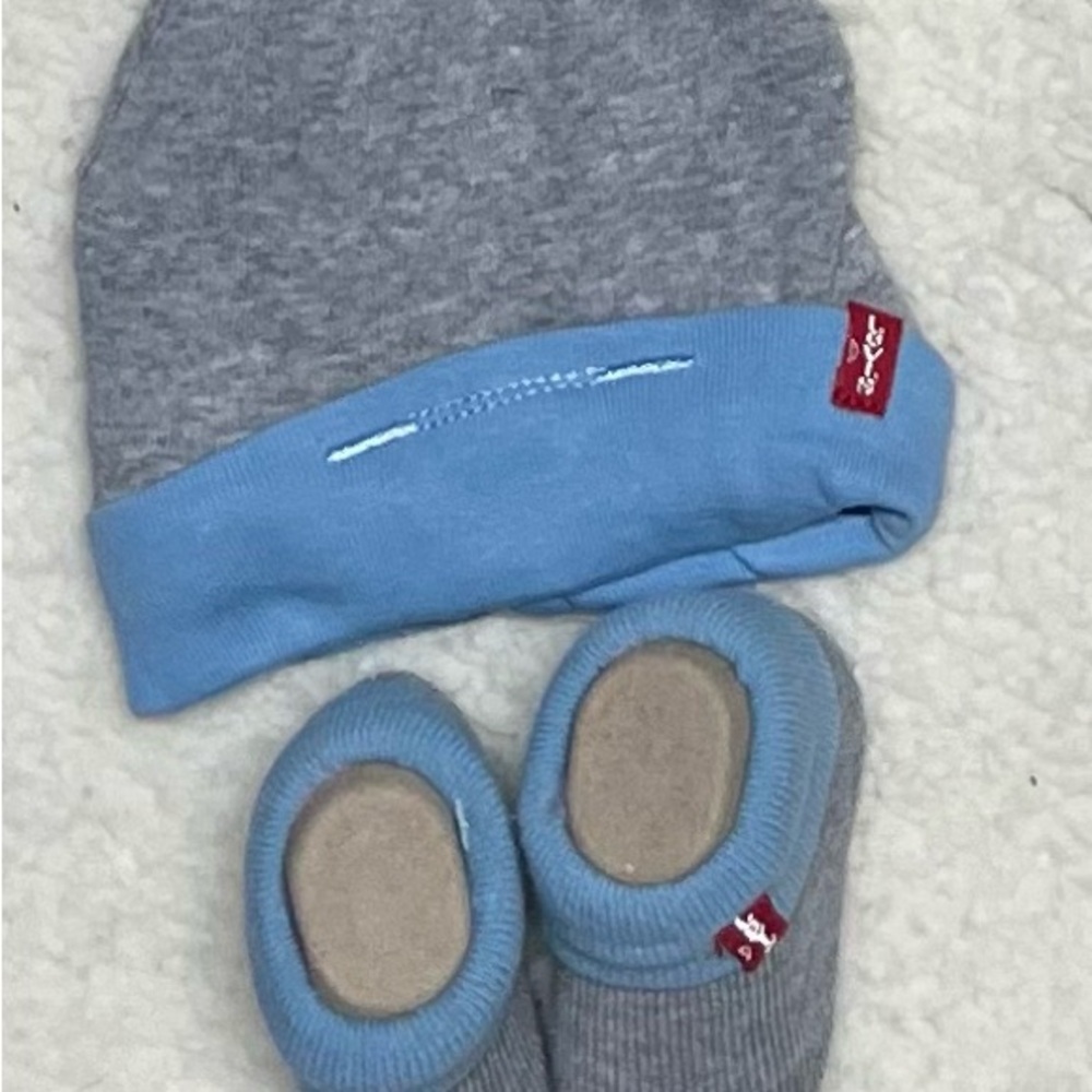 Levi’s Gray and Blue Baby Hat and Booties Set